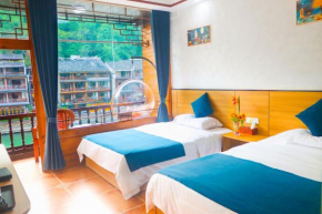 Fenghuang Memory Linjiang Inn